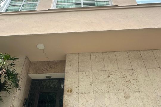 Fachada  de apartamento à venda com 3 quartos, 162m² em Copacabana, Rio de Janeiro