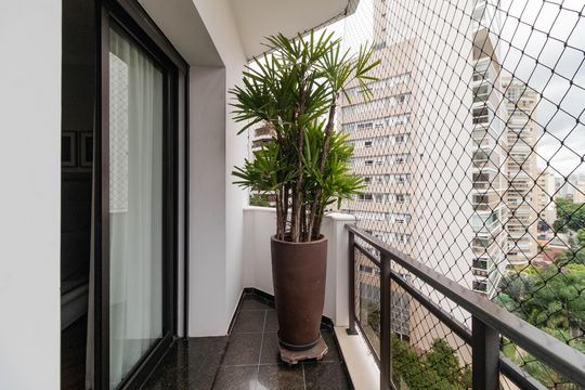 Varanda do quarto 4 Suíte de apartamento à venda com 4 quartos, 278m² em Pacaembu, São Paulo