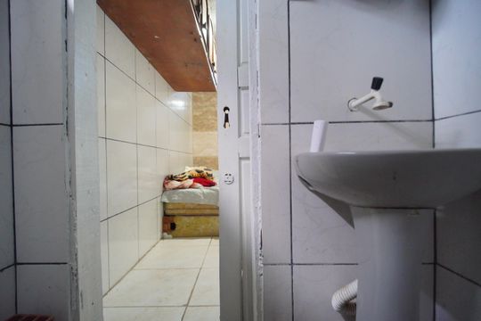 Banheiro de casa à venda com 1 quarto, 40m² em Feitoria, São Leopoldo