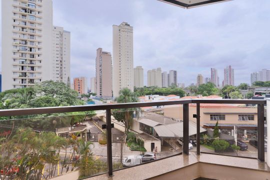 Quarto 1 Sacada de casa de condomínio à venda com 3 quartos, 256m² em Vila Regente Feijó, São Paulo