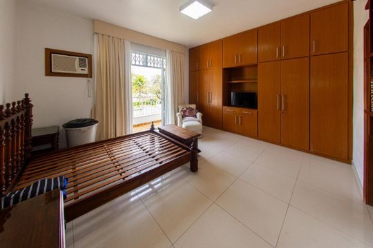 Casa à venda com 4 quartos, 665m² em Barra da Tijuca, Rio de Janeiro