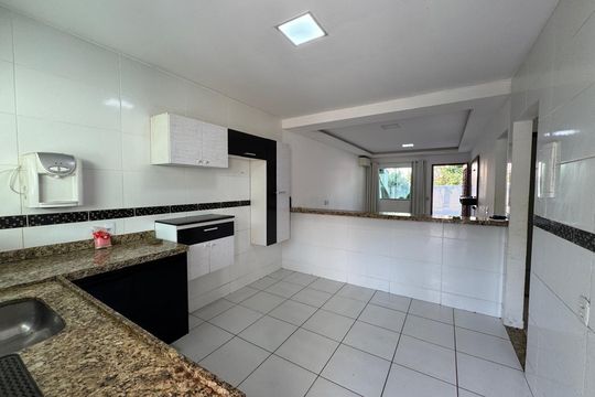Casa à venda com 2 quartos, 84m² em Engenho do Mato, Niterói