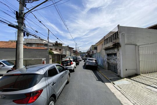 Vista da Rua de kitnet/studio para alugar com 1 quarto, 17m² em Vila Nilo, São Paulo