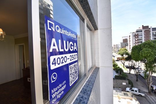 Placa de apartamento à venda com 3 quartos, 169m² em Bigorrilho, Curitiba