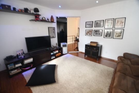 Sala de TV de casa à venda com 3 quartos, 394m² em Jardim Alto da Barra, Campinas