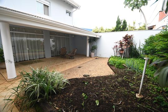 Jardim de casa à venda com 3 quartos, 394m² em Jardim Alto da Barra, Campinas
