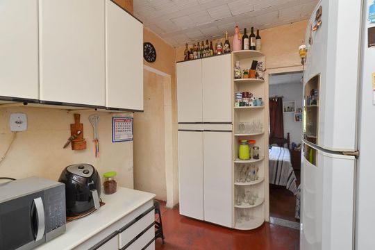 Cozinha de casa à venda com 4 quartos, 90m² em Bom Jesus, Belo Horizonte
