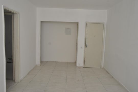 Sala de apartamento para alugar com 2 quartos, 75m² em Todos Os Santos, Rio de Janeiro
