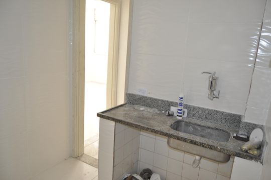 Cozinha de apartamento para alugar com 2 quartos, 75m² em Todos Os Santos, Rio de Janeiro