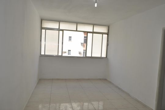 Apartamento para alugar com 2 quartos, 75m² em Todos Os Santos, Rio de Janeiro