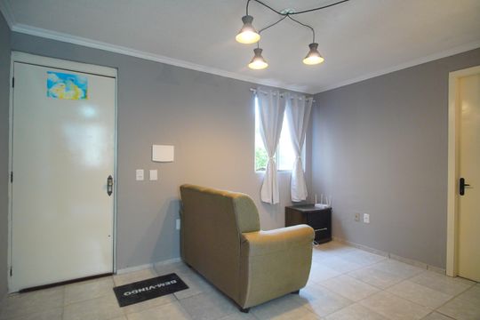 Sala de apartamento à venda com 2 quartos, 48m² em Duque de Caxias, São Leopoldo