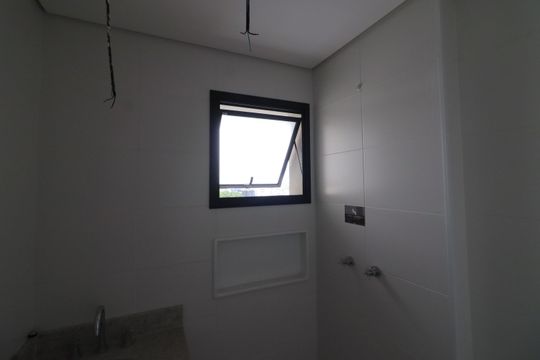Banheiro da Suíte 1 de apartamento à venda com 3 quartos, 92m² em Vila Osasco, Osasco
