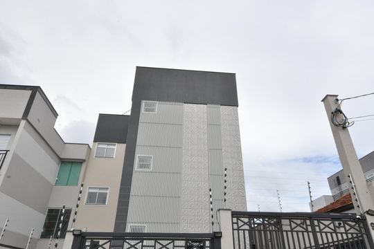 Fachada de apartamento para alugar com 1 quarto, 33m² em Vila Mazzei, São Paulo