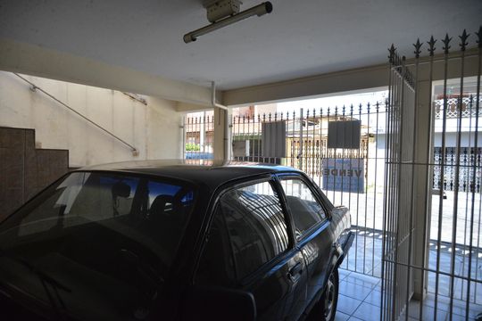 Garagem de casa à venda com 2 quartos, 94m² em Vila Alto de Santo Andre, Santo André
