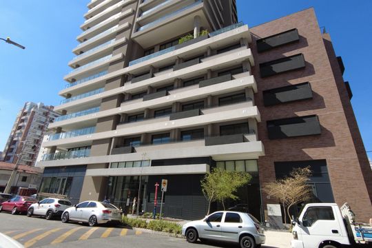 Fachada de kitnet/studio à venda com 1 quarto, 30m² em Vila Cordeiro, São Paulo