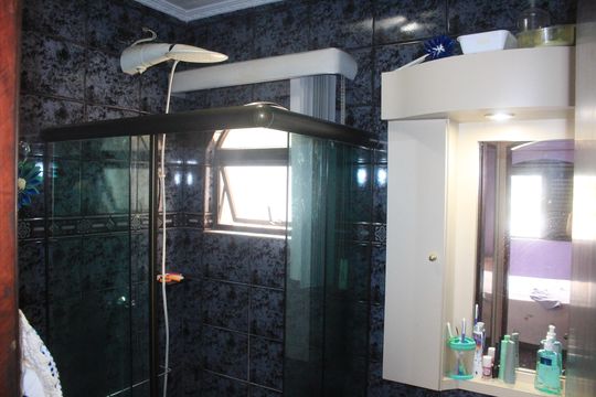 Banheiro de apartamento à venda com 3 quartos, 86m² em Osvaldo Cruz, São Caetano do Sul