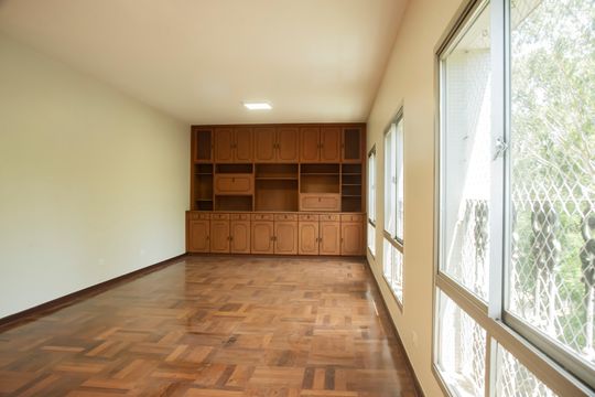 Apartamento à venda com 3 quartos, 169m² em Vila Clementino, São Paulo