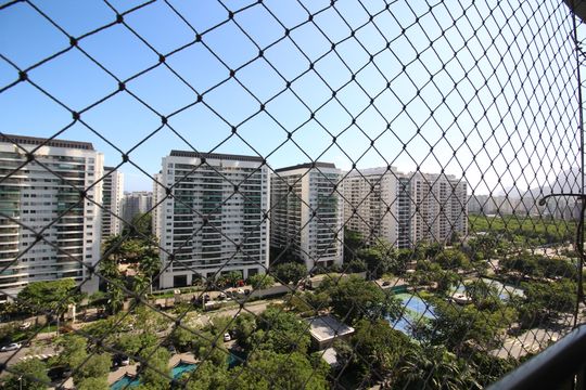 Quarto 3 - Vista de apartamento à venda com 3 quartos, 98m² em Barra Olímpica, Rio de Janeiro