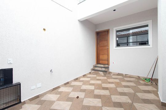 Garagem de casa à venda com 3 quartos, 110m² em Vila Ede, São Paulo