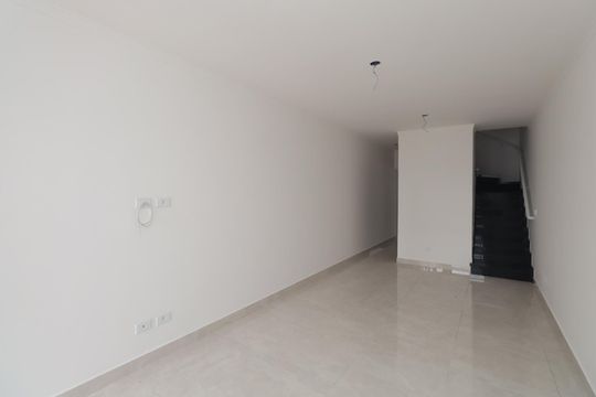 Sala  de casa à venda com 3 quartos, 110m² em Vila Ede, São Paulo