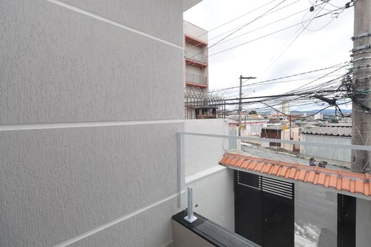 Varanda de casa à venda com 3 quartos, 110m² em Vila Ede, São Paulo