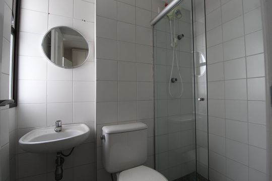 Banheiro de Serviço de apartamento à venda com 3 quartos, 162m² em Indianópolis, São Paulo