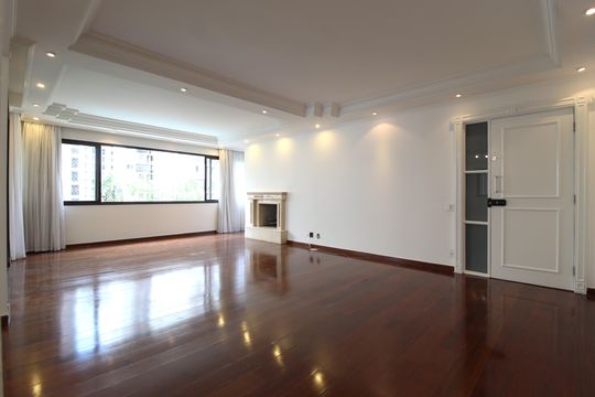 Sala de apartamento à venda com 3 quartos, 162m² em Indianópolis, São Paulo