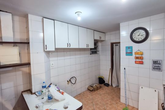 Cozinha  de apartamento à venda com 3 quartos, 130m² em Bonsucesso, Rio de Janeiro