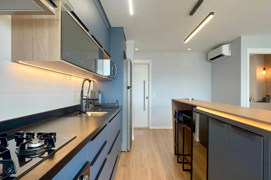 Cozinha de apartamento à venda com 1 quarto, 50m² em Jardim Vera Cruz, São Paulo