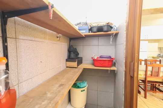 Despensa de casa à venda com 3 quartos, 200m² em Vila Medeiros, São Paulo