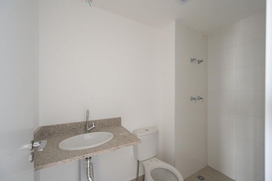 Banheiro Social de kitnet/studio à venda com 1 quarto, 25m² em Vila Clementino, São Paulo