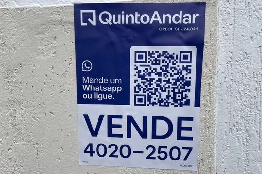 plaquinha MZYE-539 de casa à venda com 7 quartos, 540m² em Caxingui, São Paulo