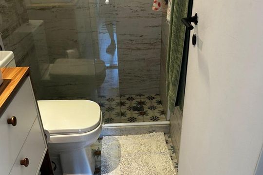 Banheiro de apartamento à venda com 3 quartos, 63m² em Recreio dos Bandeirantes, Rio de Janeiro