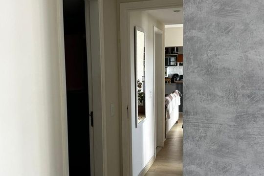 Corredor de apartamento à venda com 3 quartos, 63m² em Recreio dos Bandeirantes, Rio de Janeiro