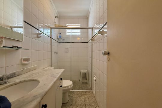 Banheiro Social  de casa à venda com 3 quartos, 350m² em Campo Belo, São Paulo