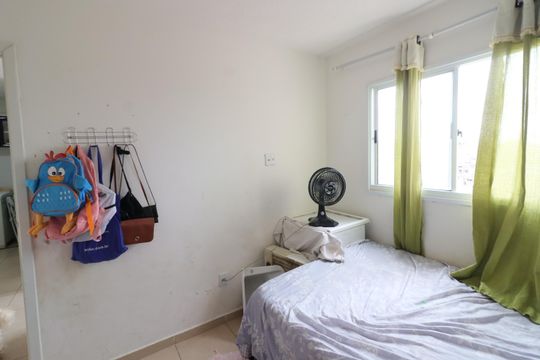 Quarto 1 de apartamento para alugar com 2 quartos, 39m² em Jardim Boa Vista (zona Oeste), Osasco