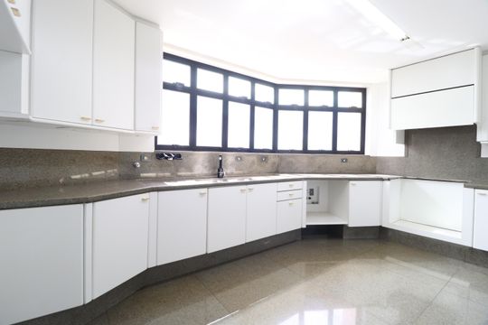 Cozinha de apartamento para alugar com 3 quartos, 300m² em Centro, Uberlândia