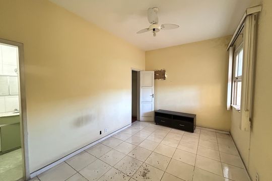 Suíte 1 de casa à venda com 5 quartos, 271m² em Méier, Rio de Janeiro