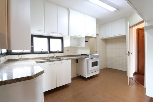 Cozinha de apartamento à venda com 3 quartos, 127m² em Alto da Lapa, São Paulo