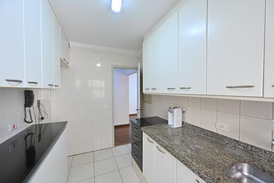 Cozinha de apartamento à venda com 3 quartos, 97m² em Vila Monte Alegre, São Paulo