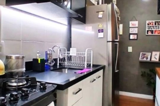 Cozinha de apartamento à venda com 2 quartos, 49m² em Jardim Roberto, Osasco