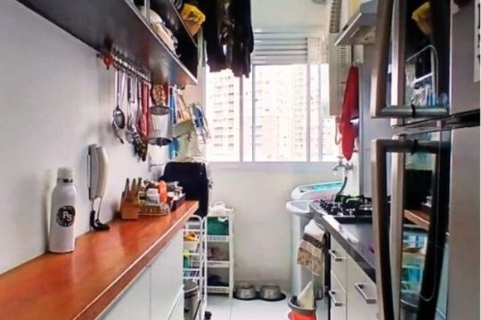 Cozinha de apartamento à venda com 2 quartos, 49m² em Jardim Roberto, Osasco