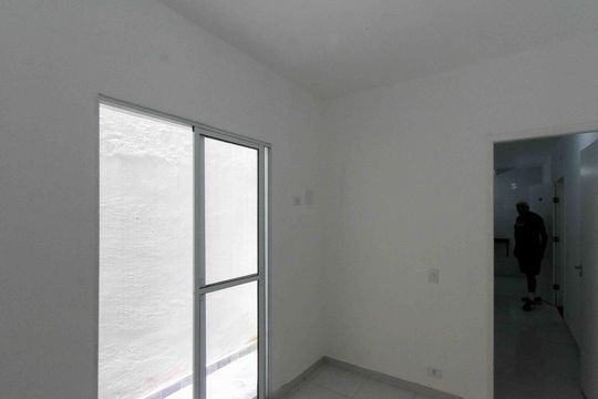 Quarto de kitnet/studio para alugar com 1 quarto, 35m² em Parque Savoy City, São Paulo
