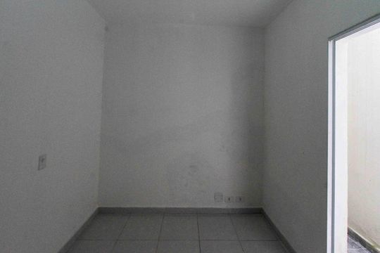 Sala de kitnet/studio para alugar com 1 quarto, 35m² em Parque Savoy City, São Paulo