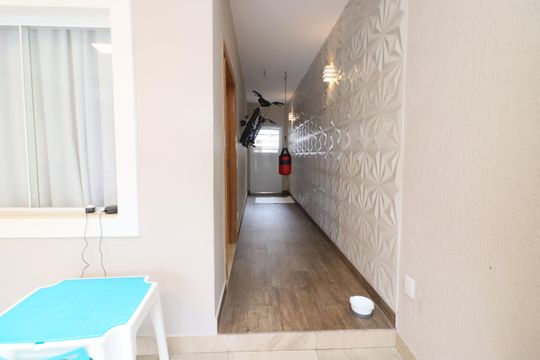 Garagem de casa à venda com 4 quartos, 230m² em Vila Yara, Osasco