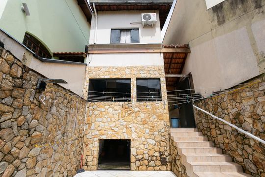Fachada  de casa à venda com 3 quartos, 171m² em Vila Progresso (zona Leste), São Paulo