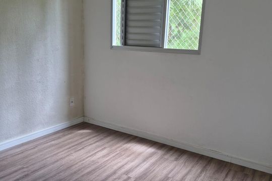 Quarto de apartamento para alugar com 2 quartos, 42m² em Recanto Vista Alegre, Cotia