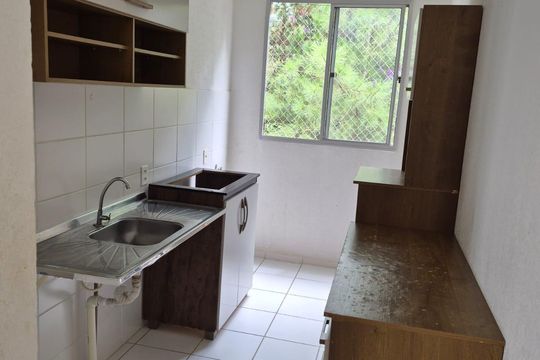 Cozinha de apartamento para alugar com 2 quartos, 42m² em Recanto Vista Alegre, Cotia