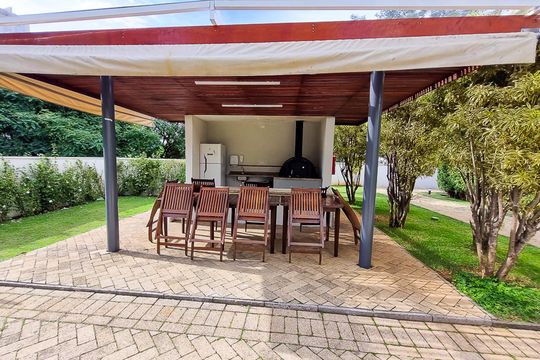 Área comum - Churrasqueira de apartamento para alugar com 2 quartos, 58m² em Jardim Henriqueta, Taboão da Serra