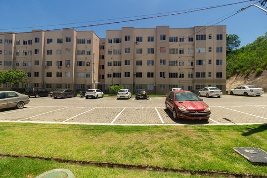 Vista do Quarto 2 de apartamento para alugar com 2 quartos, 41m² em Santa Cruz, Rio de Janeiro